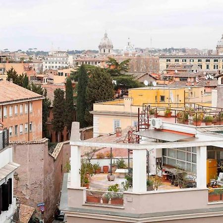 White Panoramic Jacuzzi Suite Trastevere - Top Collection Rome Extérieur photo